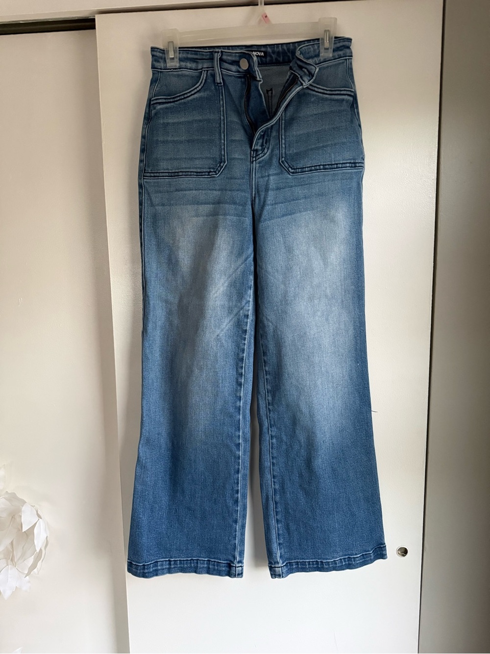 Fashion Nova Medium Blue Wide Leg Patch Pocket Jeans